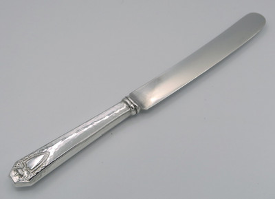 Heraldic by 1847 Roger Bros old French holow knife 9.5 in