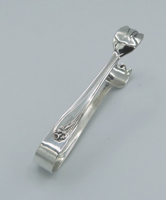 Daffodil by 1847 Rogers Bros sugar tongs