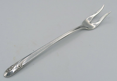 Romance by Holmes & Edwards pickle fork