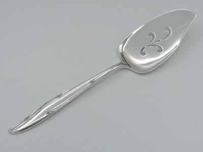 Silver Flower by Community pie server