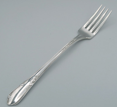 Meadowbrook grille fork by Wm A Rogers Oneida