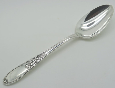 Burgundy place spoon