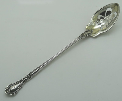 Chantilly pierced olive spoon