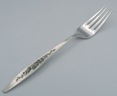 Laurel Mist by International Deep Silver dinner fork
