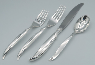 Flair by 1847 Rogers Bros 4-piece place setting