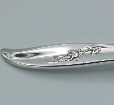 Magic Rose by 1847 Rogers Bros IS 1963