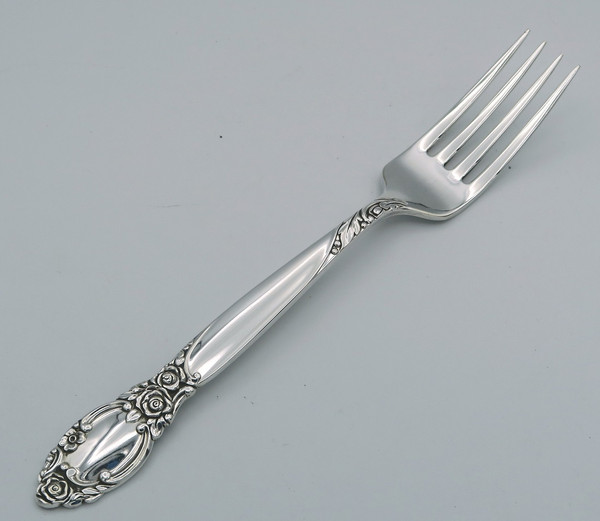 Ballad/Country Lane by Community dinner fork