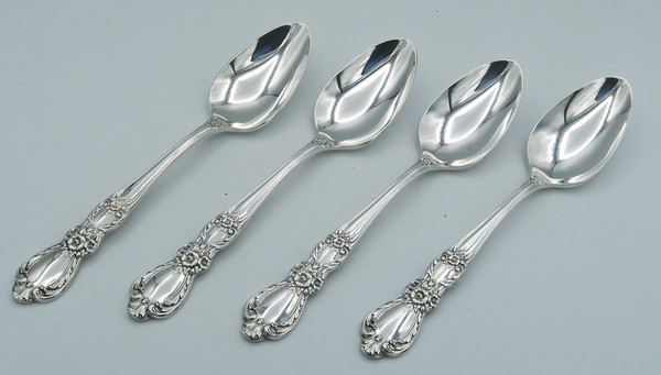 Heritage by 1847 Rogers Bros  4-piece teaspoon set