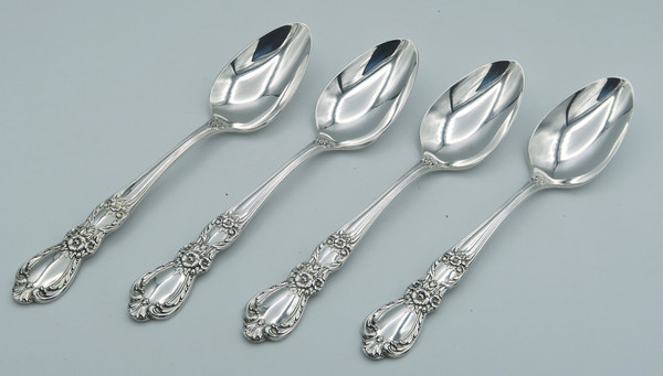 Heritage by 1847 Rogers Bros  4-piece teaspoon set