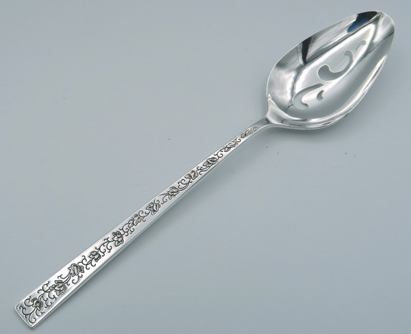 Silver Lace pierced serving spoon
