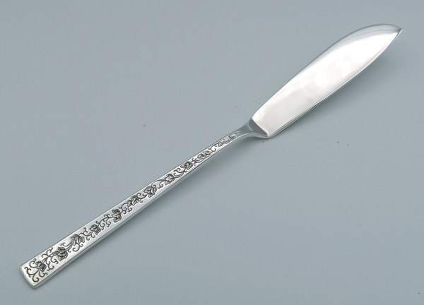Silver Lace master butter knife