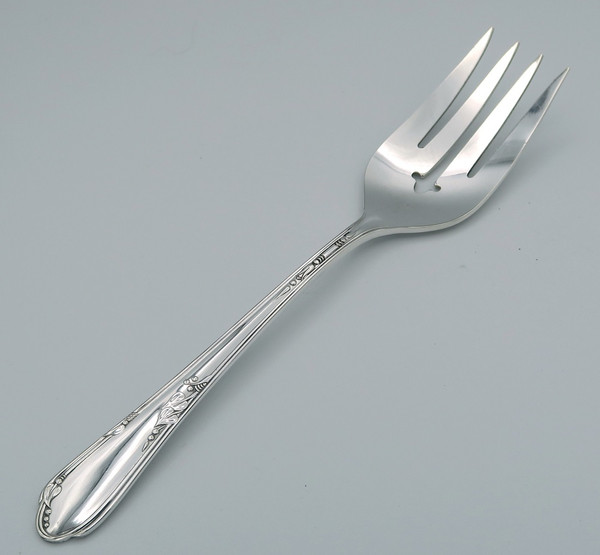 Meadowbrook serving fork by Wm A Rogers Oneida