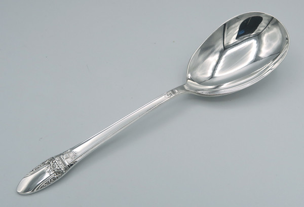 First Love by 1847 Rogers Brothers berry spoon