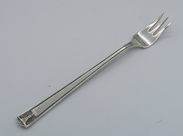 Century by Holmes & Edwards seafood cocktail fork