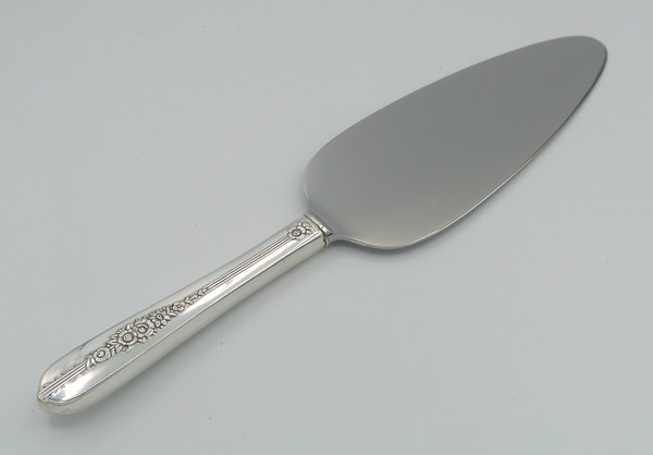 Royal Rose Nobility Plate solid pie server