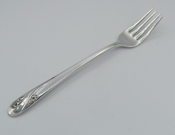 Romance by Holmes & Edwards grille fork