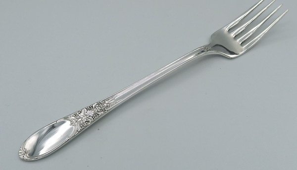 Burgndy/Champagne by Wm Rogers grille fork