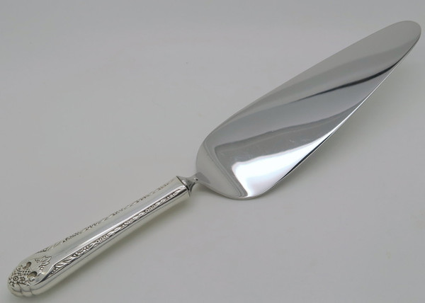 Lovely Lady by Holmes & Edwards pie server