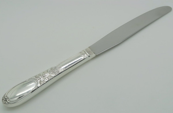 Burgundy modern hollow dinner knife