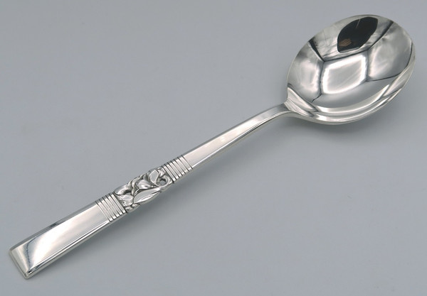 Morning Star by Community round bowl gumbo soup spoon