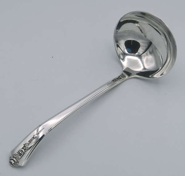 Spring Garden by Holmes & Edwards gravy ladle