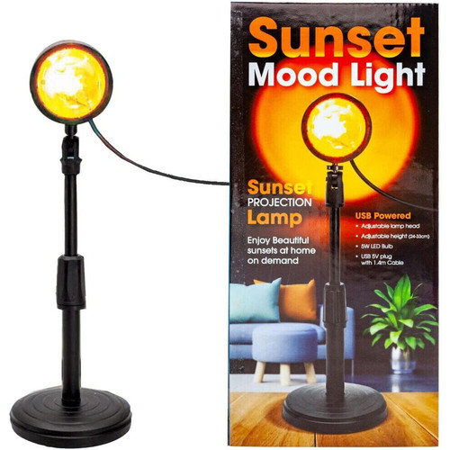 Sunset Projection Mood Lamp Projects a Soothing Sunset Light