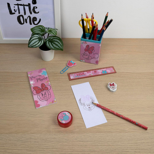 Minnie Mouse Love Minnie Desk Organiser with 7 Items Included