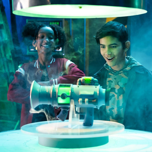 Despicable Me 4 The Ultimate Fart Blaster; Blasts out REAL Fart Rings of fog