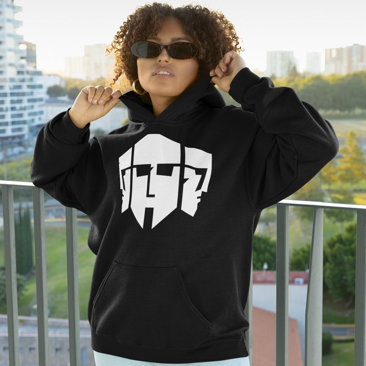 Hecata Pullover Hoodie