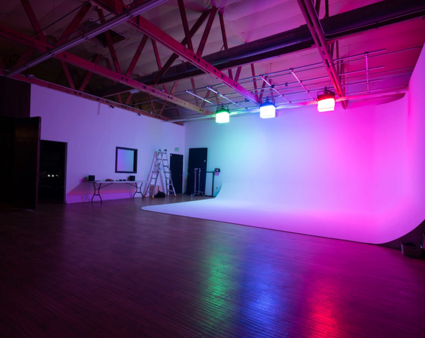 Saturday Photography -  Coterie Package (5 Attendees) LA