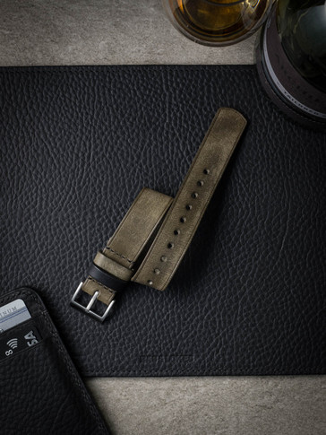 "Magnum" Military Sage Green Leather NATO Watch Strap