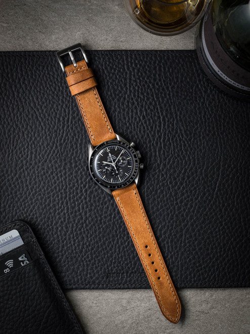 Tan handcrafted leather watch straps Bas and Lokes