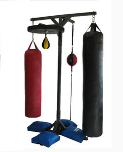 PROLAST® PROFESSIONAL DELUXE QUADRUPLE STATION HEAVY PUNCHING BAG STAND PROLAST® PROFESSIONAL DELUXE QUADRUPLE STATION HEAVY PUNCHING BAG STAND