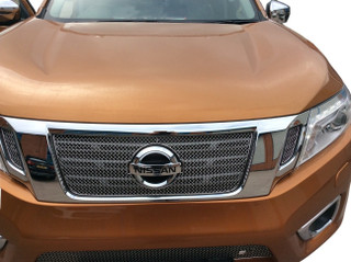 Nissan Navara Upper Grille Set (NP300)