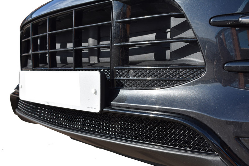 Porsche Macan GTS - Lower Grille - Black finish