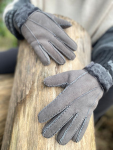 Womens Sheepskin Gloves in Grey