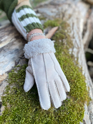 Womens Sheepskin Gloves in Stone