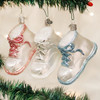 WHITE BABY SHOE - 32490