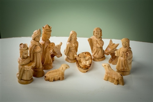 SMALL TRADITIONAL 12 PIECE - FIGURES ONLY - NS-06