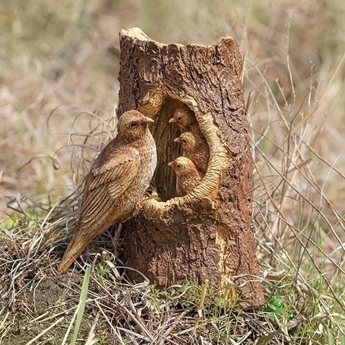 ROBINS STATUE TIMBER TAILS - 14374 ROBINS STATUE TIMBER TAILS - 14374