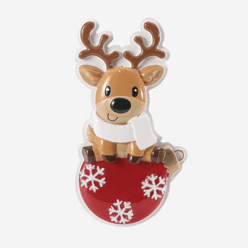 REINDEER SITTING ON CHRISTMAS BAUBLE ORNAMENT - OR3047