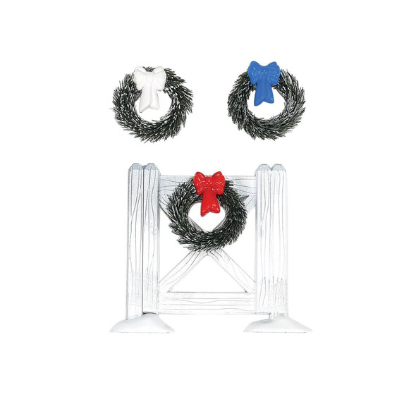 VILLAGE - SET OF 5 WHITE CROSSBUCK FENCE LINKS WITH 3 INTERCHAGEABLE WREATHS - 6013631