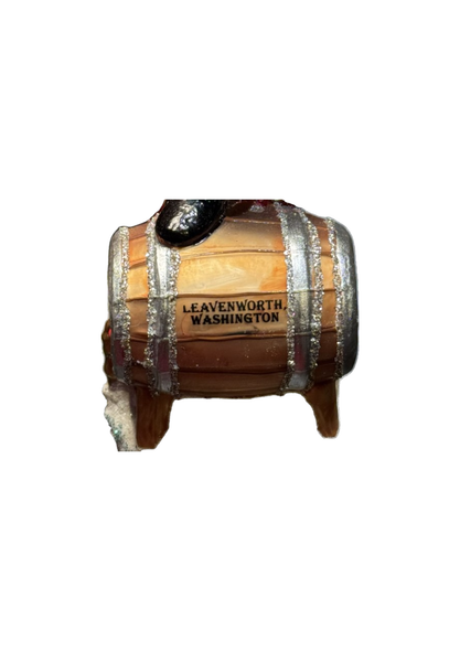 LEAVENWORTH GERMAN BEER SANTA - ZNBX0124SP