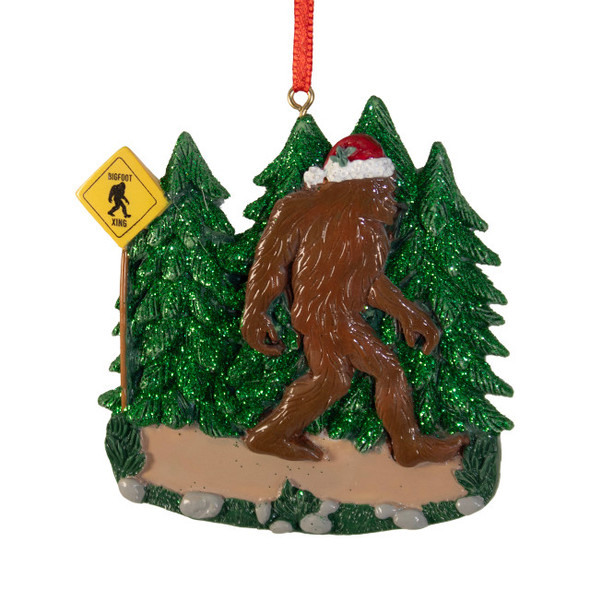 BIG FOOT WALKING WITH SANTA - W8582