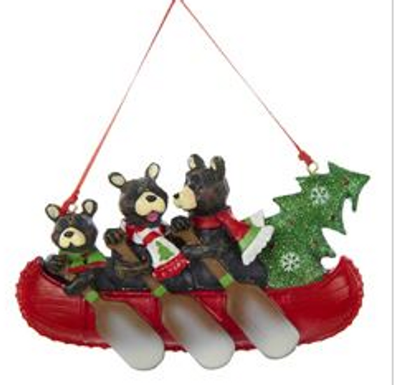 This bear family of three in canoe ornament for personalization from Kurt Adler is a lovely addition to any holiday dÃƒÆ’Ã†â€™Ãƒâ€ Ã¢â‚¬â„¢ÃƒÆ’Ã¢â‚¬Â ÃƒÂ¢Ã¢â€šÂ¬Ã¢â€žÂ¢ÃƒÆ’Ã†â€™ÃƒÂ¢Ã¢â€šÂ¬Ã‚Â ÃƒÆ’Ã‚Â¢ÃƒÂ¢Ã¢â‚¬Å¡Ã‚Â¬ÃƒÂ¢Ã¢â‚¬Å¾Ã‚Â¢ÃƒÆ’Ã†â€™Ãƒâ€ Ã¢â‚¬â„¢ÃƒÆ’Ã‚Â¢ÃƒÂ¢Ã¢â‚¬Å¡Ã‚Â¬Ãƒâ€¦Ã‚Â¡ÃƒÆ’Ã†â€™ÃƒÂ¢Ã¢â€šÂ¬Ã…Â¡ÃƒÆ’Ã¢â‚¬Å¡Ãƒâ€šÃ‚Â©cor or Christmas tree. Features a cheerful black bear family of three in a bright red canoe, each wearing a festive scarf.