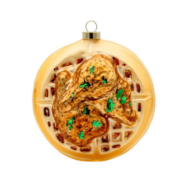 CHICKEN AND WAFFLES - 93820