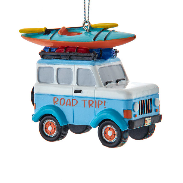 SUV WITH KAYAK - A2419