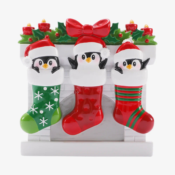 FAMILY OF 3 PENGUINS IN MISMATCHED STOCKINGS ORNAMENT - OR3084-3
