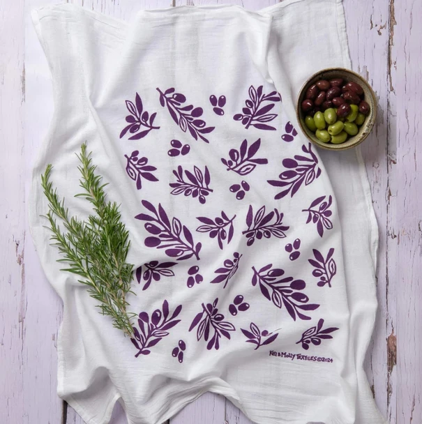 OLIVES - GRAPE - FLOUR SACK DISH TOWEL - DTOLIV-GRP