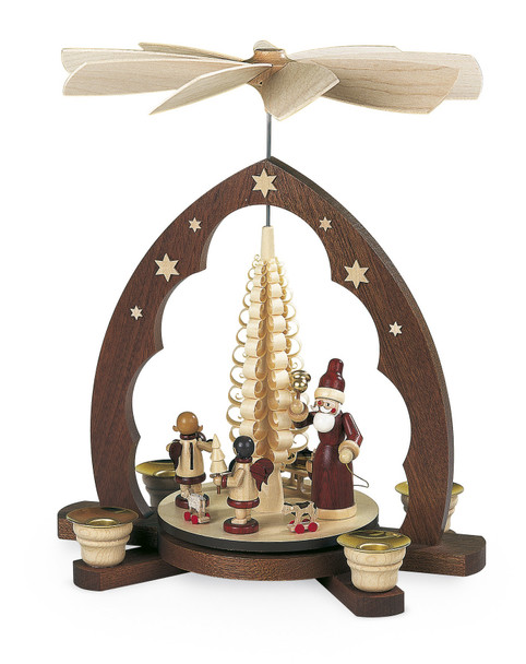 SANTA GIVING GIFTS PYRAMID - M10340